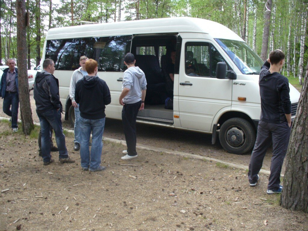 Инфотусовка, загородный клуб ОРЕХ, наш автобус обратно, июнь 2012.